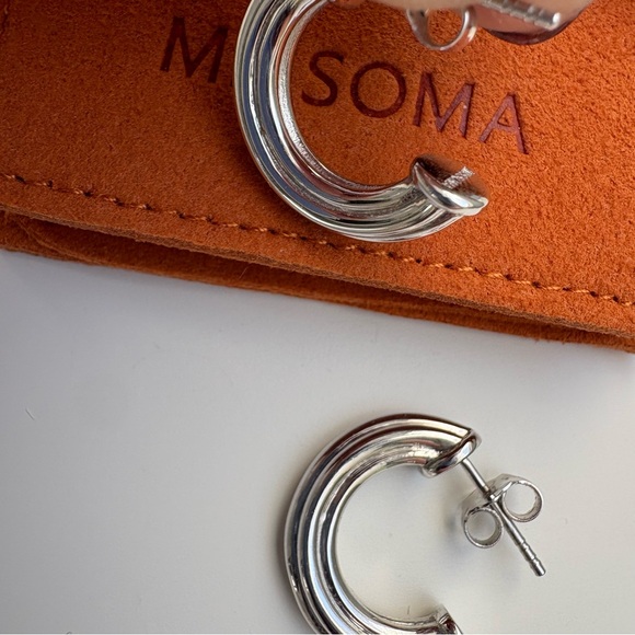 Missoma Ridge Silver Hoop Earrings, Small - Picture 4 of 6